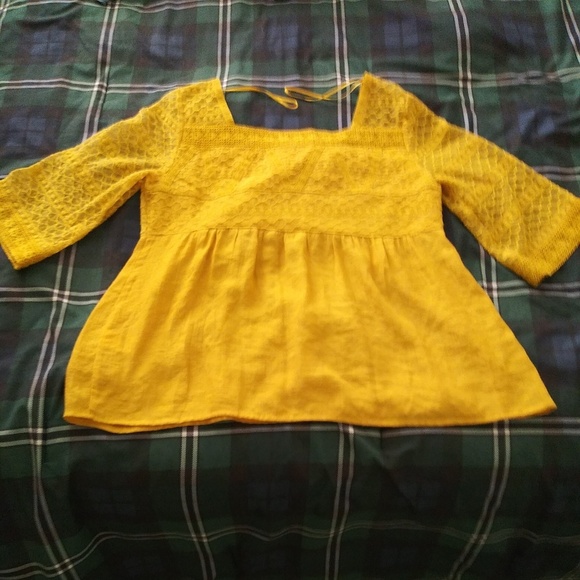 Top - Picture 2 of 3